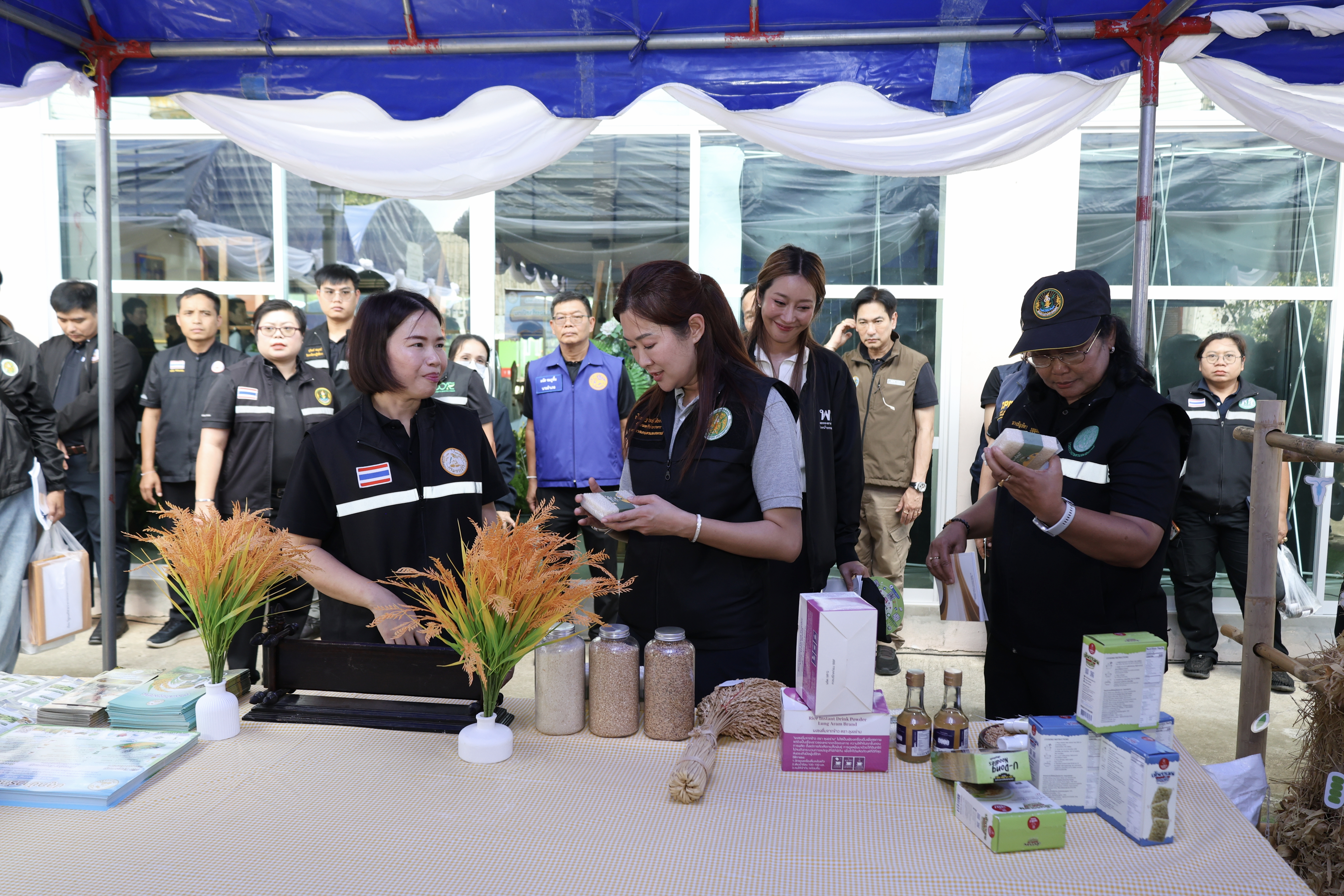 title - ส.ป.ก.ร่วมติดตามรัฐมนตรีช่วยว่าการกระทรวงเกษตรและสหกรณ์ (นางสาวปิยะรัฐชย์ ติยะไพรัช) ลงพื้นที่การตรวจราชการใน อำเภอดอยเต่า อำเภอแม่ริม จังหวัดเชียงใหม่